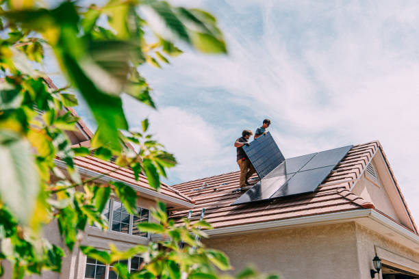 Best Roof Gutter Cleaning  in West Vero Corridor, FL